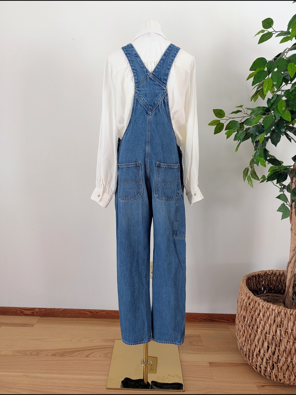Old Navy Floral Embroidered Denim Overalls - 4 - Picture 7 of 12